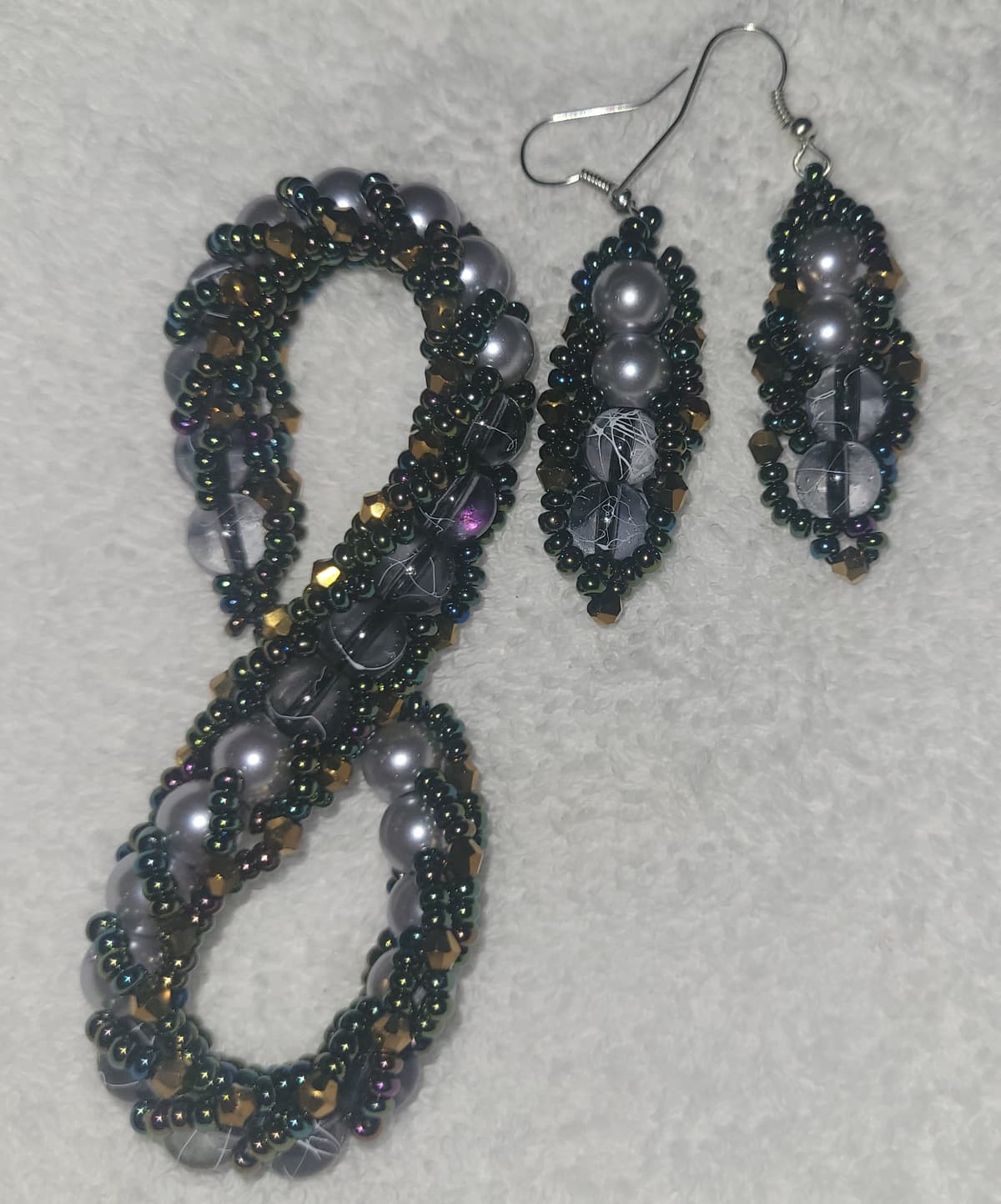 Riri's hand made jewelry
